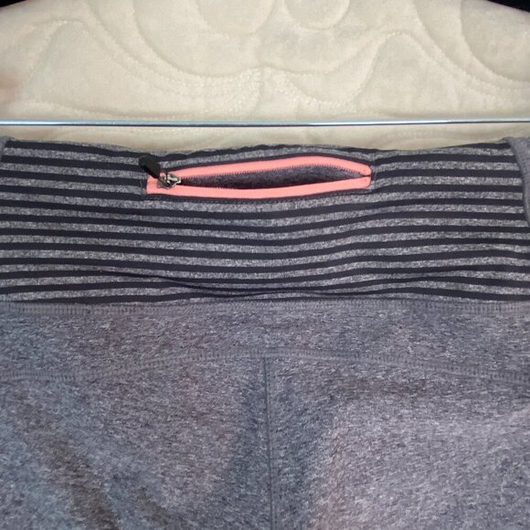 MPG Yoga Capris Leggings with Zipper Pocket Gray Size Medium - Picture 6 of 12